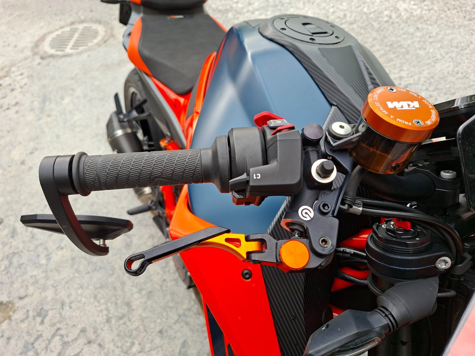 KTM Route: KTM 1290 Superduke R 2020 – D'occasion à Collonges par andros22 3