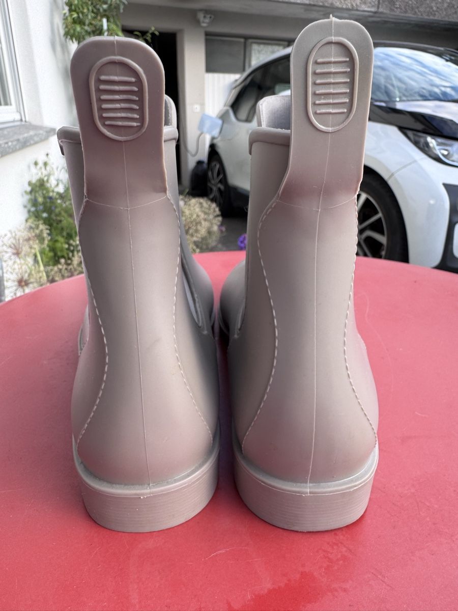 Scarpe da donna: Gummistiefel Gr. 41  – Usato da Niederbüren venduto da Oetschli 4