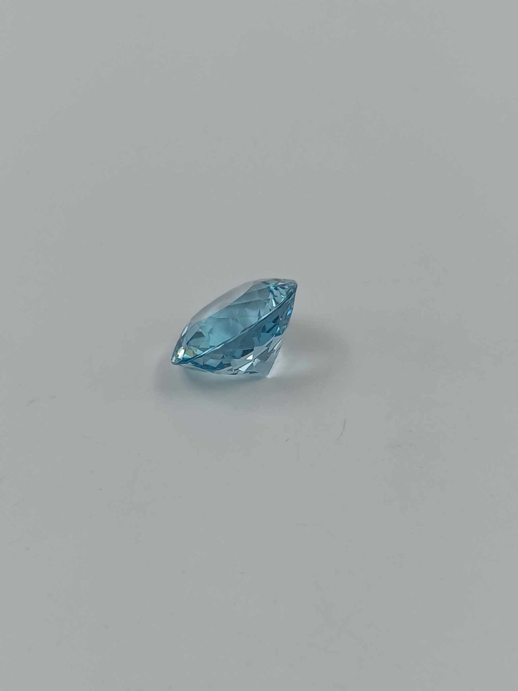 Pietre preziose: 1 AUSSERGEWÖHNLICHER AQUAMARIN 42.37 CT. – Usato da Luzern venduto da EdiGem 4