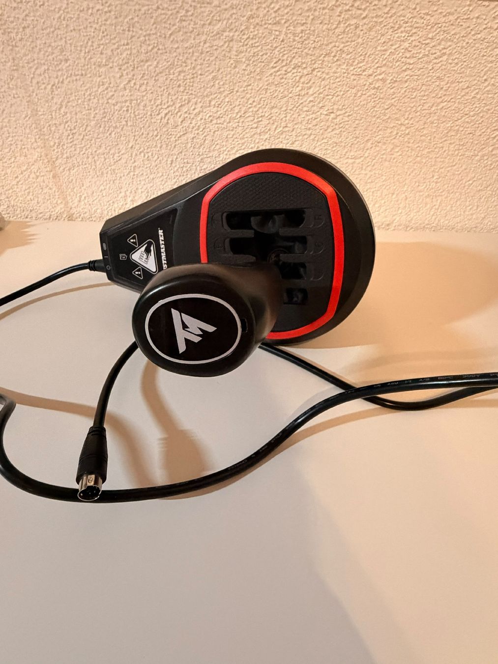 Thrustmaster Controller: Joystick – Gebraucht aus Mümliswil von kaflu 1
