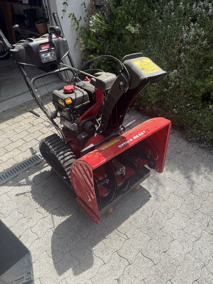 Mtd Sgombero neve: Schneefräse Optima ME 66 T – Usato da Lauerz venduto da Mulei