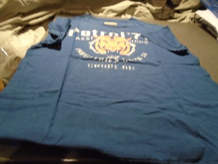 T-Shirt ca. Grösse M, Petrol Industries, Aufdruck weiss/oran