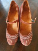 Chie Mihara Pumps Wildleder rotbraun Grösse 35.5, Spanien