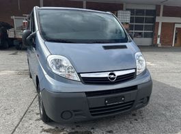Opel Vivaro 2.5 CDTI 2.7T L1H1-9-Plätzer Automat