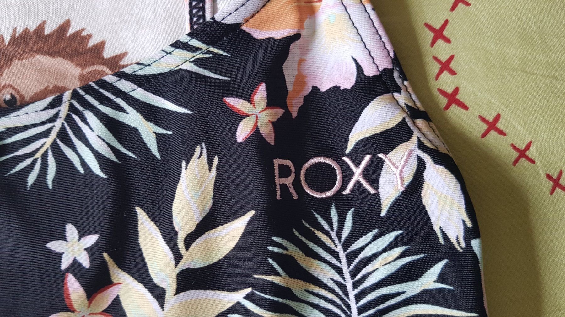 Roxy Maillots de bain: Roxy Badeanzug Gr.140 – D'occasion à Luzern par silvermoon12 1