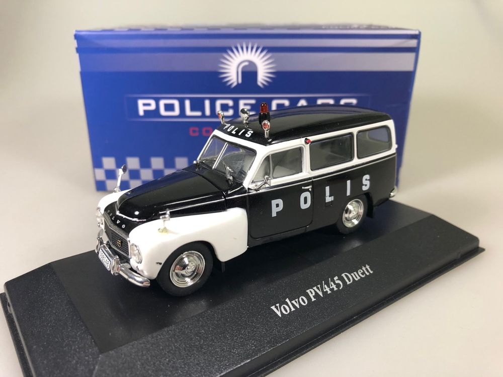 Miniature Premium X 1/43 Volvo PV445 Duetto Van - Police Suédoise 1955