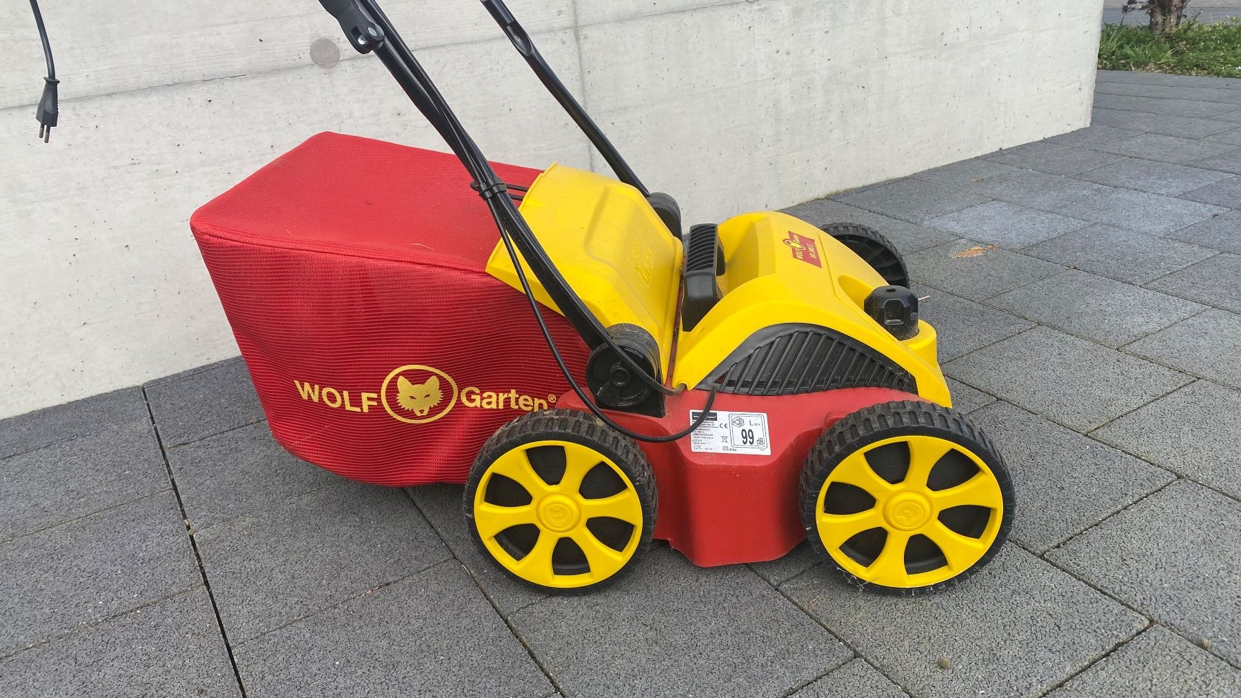 Wolf Garten Bodenbearbeitungsgeräte: Wolf-Garten 34cm Elektro Vertikutierer VA 346 E – Gebraucht aus Baden von