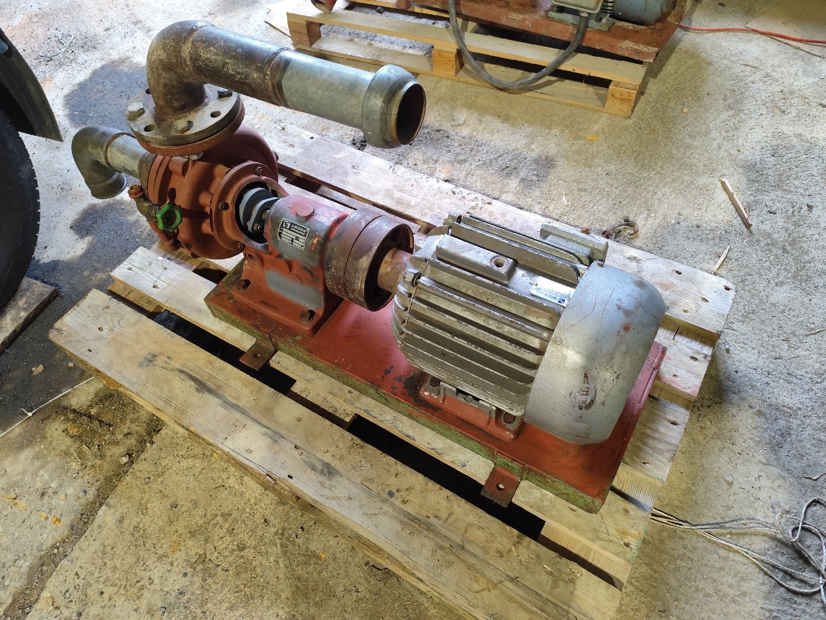 Pompe & Parti di ricambio: Starke Wasserpumpe NCP6-200, – Usato da Unteriberg venduto da T08