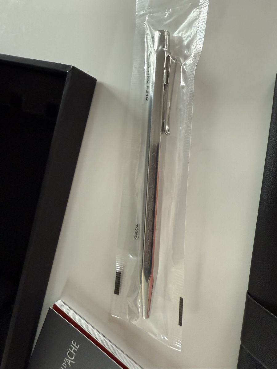 Caran D'Ache Penna & Evidenziatori: Stylo CARAN D’ACHE Ecridor – Nuovo e nell'imballaggio originale da Les Genevez JU venduto da fabliane 4