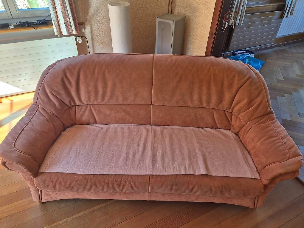Sofas: Sofa gratis – D'occasion à Waltenschwil par ninakottmann 1