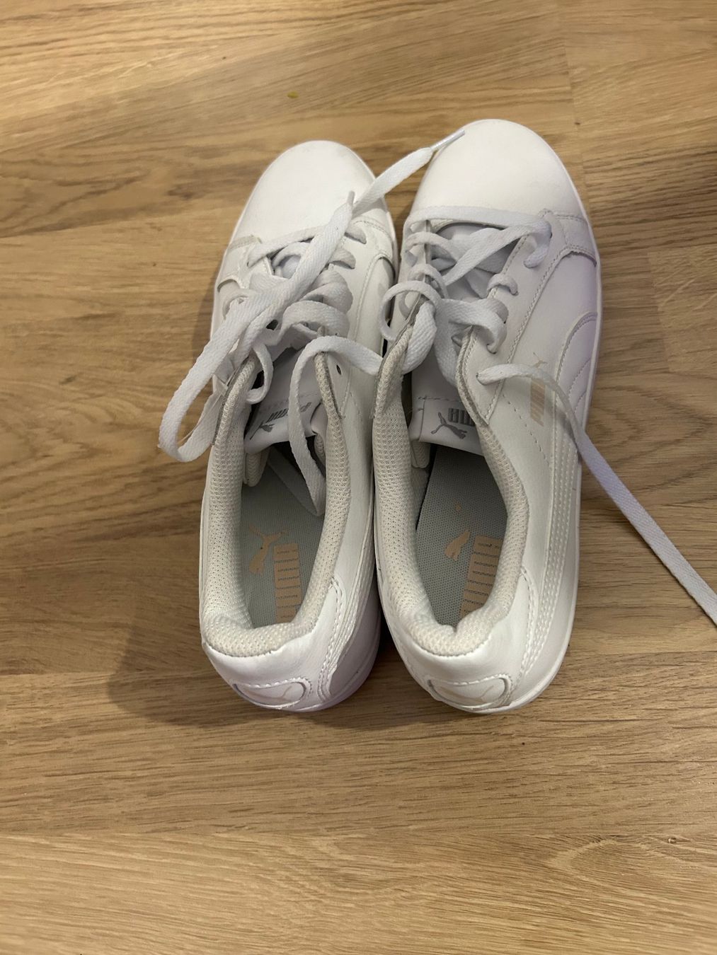 Damenschuhe: Puma Damenschuhe Gr. 42 weiss – Neu (gemäss Beschreibung) aus Urdorf von Wolda3 1