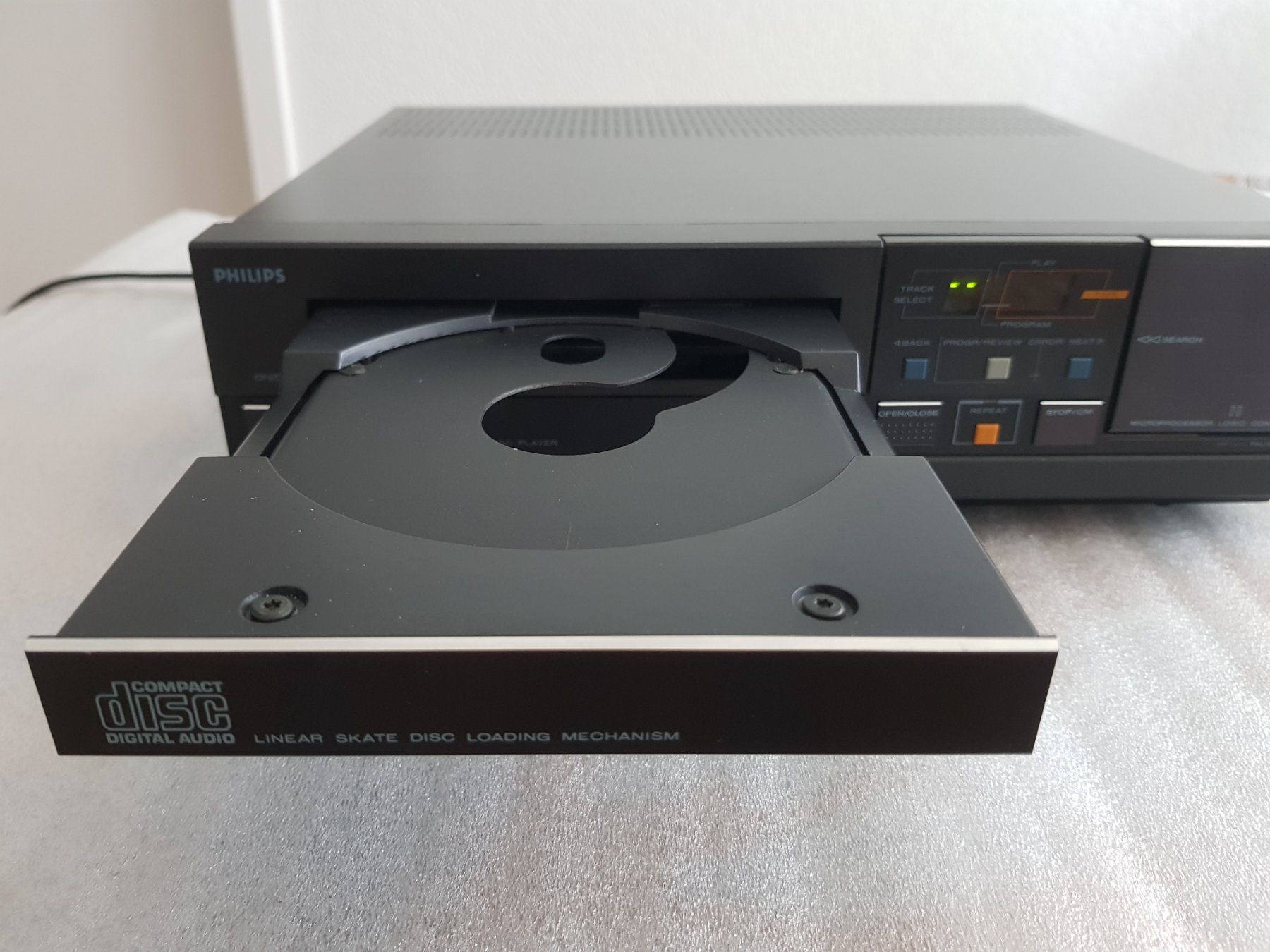 Philips Lettore multimediale & Streamer: Philips CD-104 defekt/défectueux – Difettoso da Delémont venduto da Gerald12 1