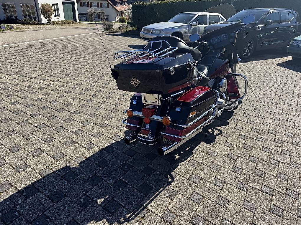Touring: Harley Davidson FLHT 1350 Electa Glide – Usato da Seewen SO venduto da Muggi3 4