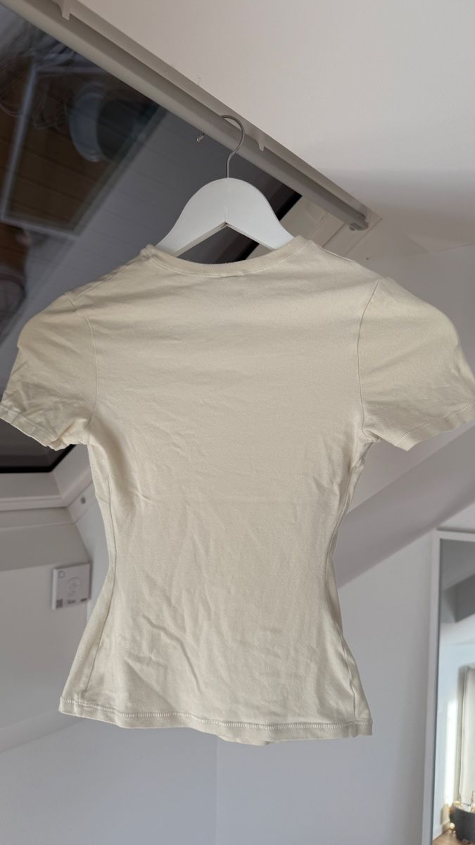 Skims T-Shirts: Skims T-Shirt – Gebraucht aus Rafz von Sophie.Bak 1