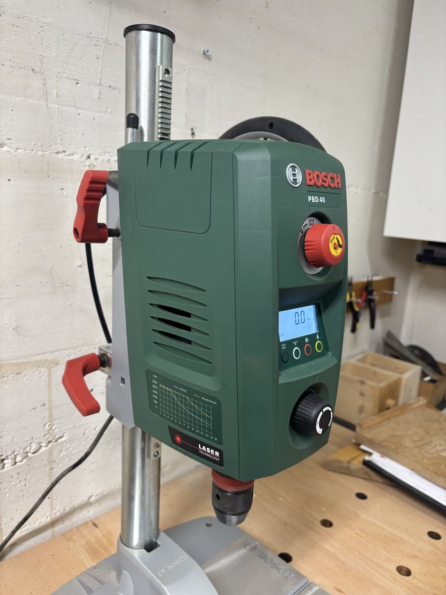 Bosch Trapani: BOSCH PBD 40 Tischbohrmaschine – Nuovo (secondo la descrizione) da Niederuzwil venduto da MT5612 1