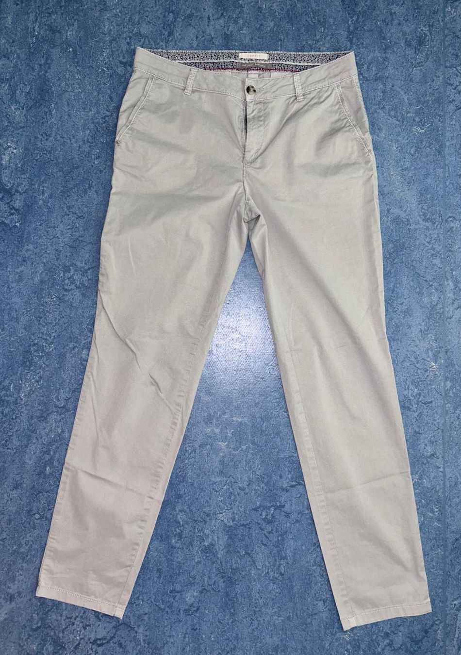 Esprit Hosen: Chino Hose, Grösse 36 in grau – Gebraucht aus Kreuzlingen von zwergli05