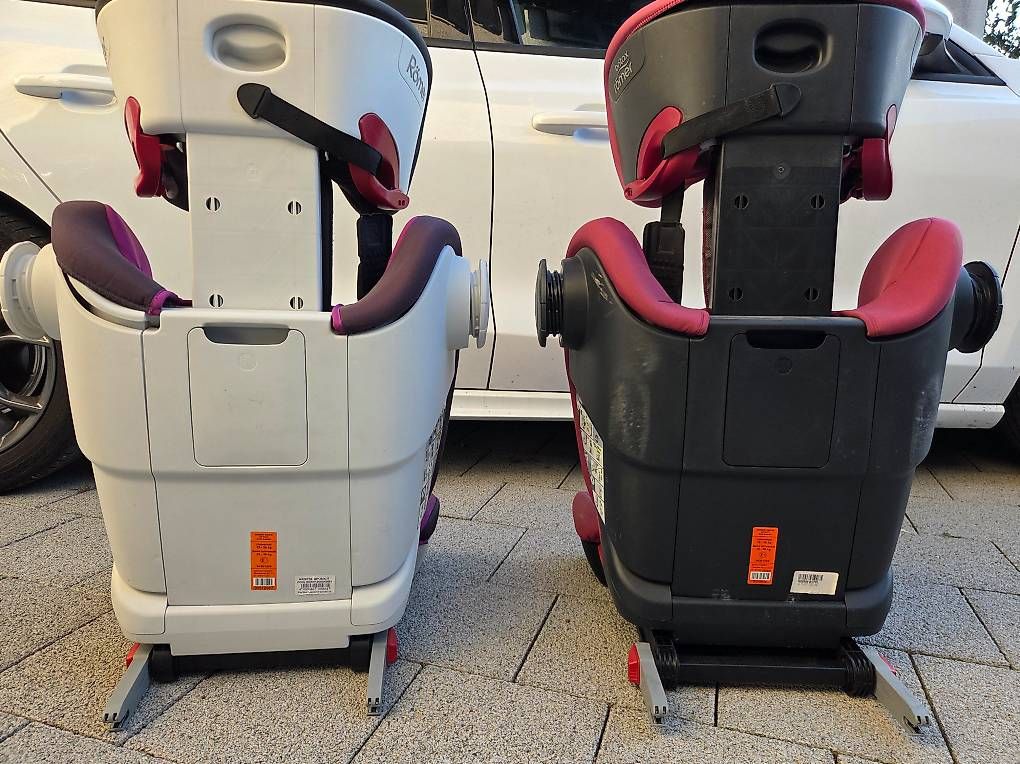 Sièges auto: Deux sièges auto Romer Britax KIDFIX XP SICT – D'occasion à Gollion par pub_g929 1