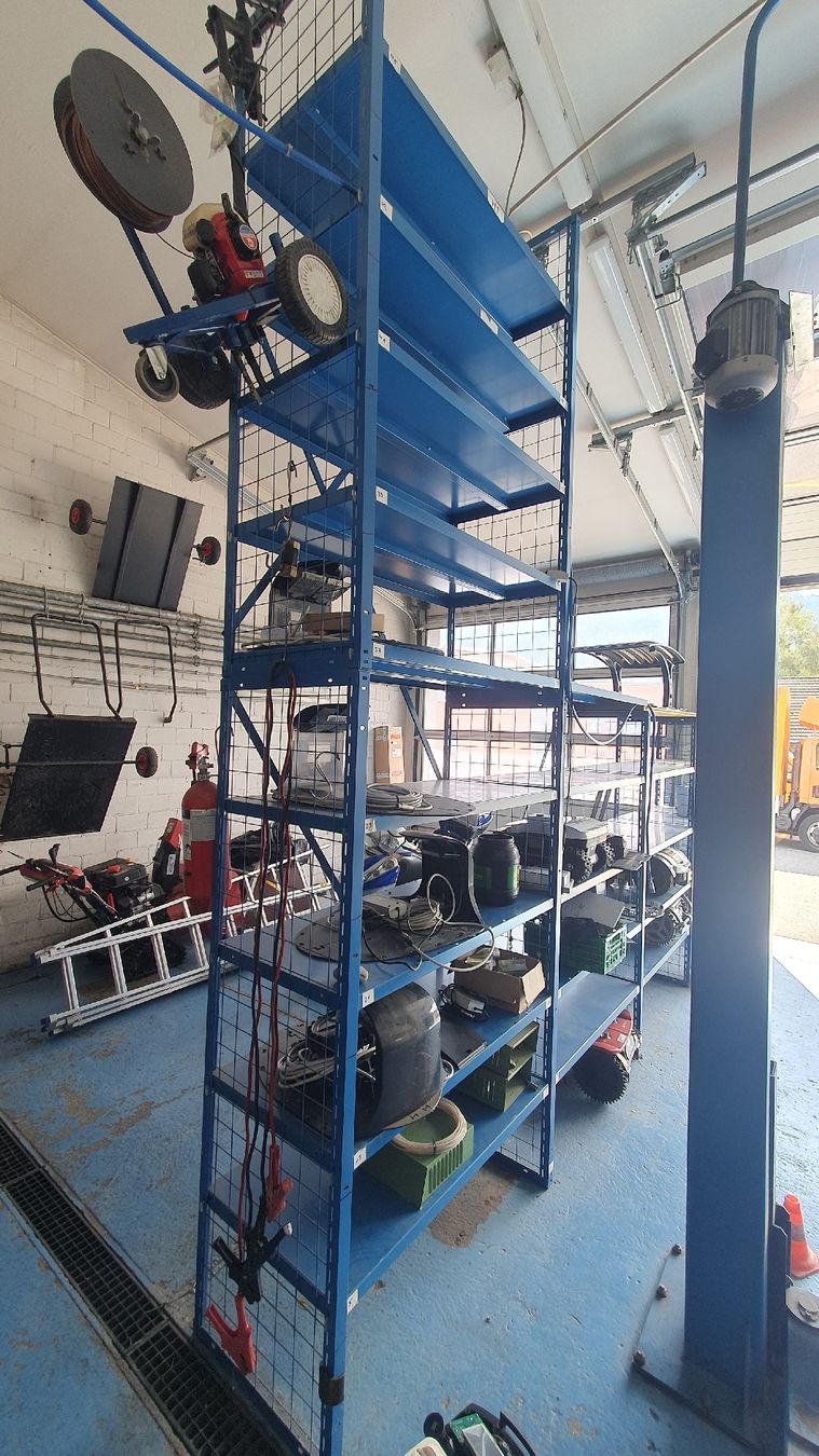 Scaffali: Schwerlastenregal – Usato da Maienfeld venduto da RobofixAG 1