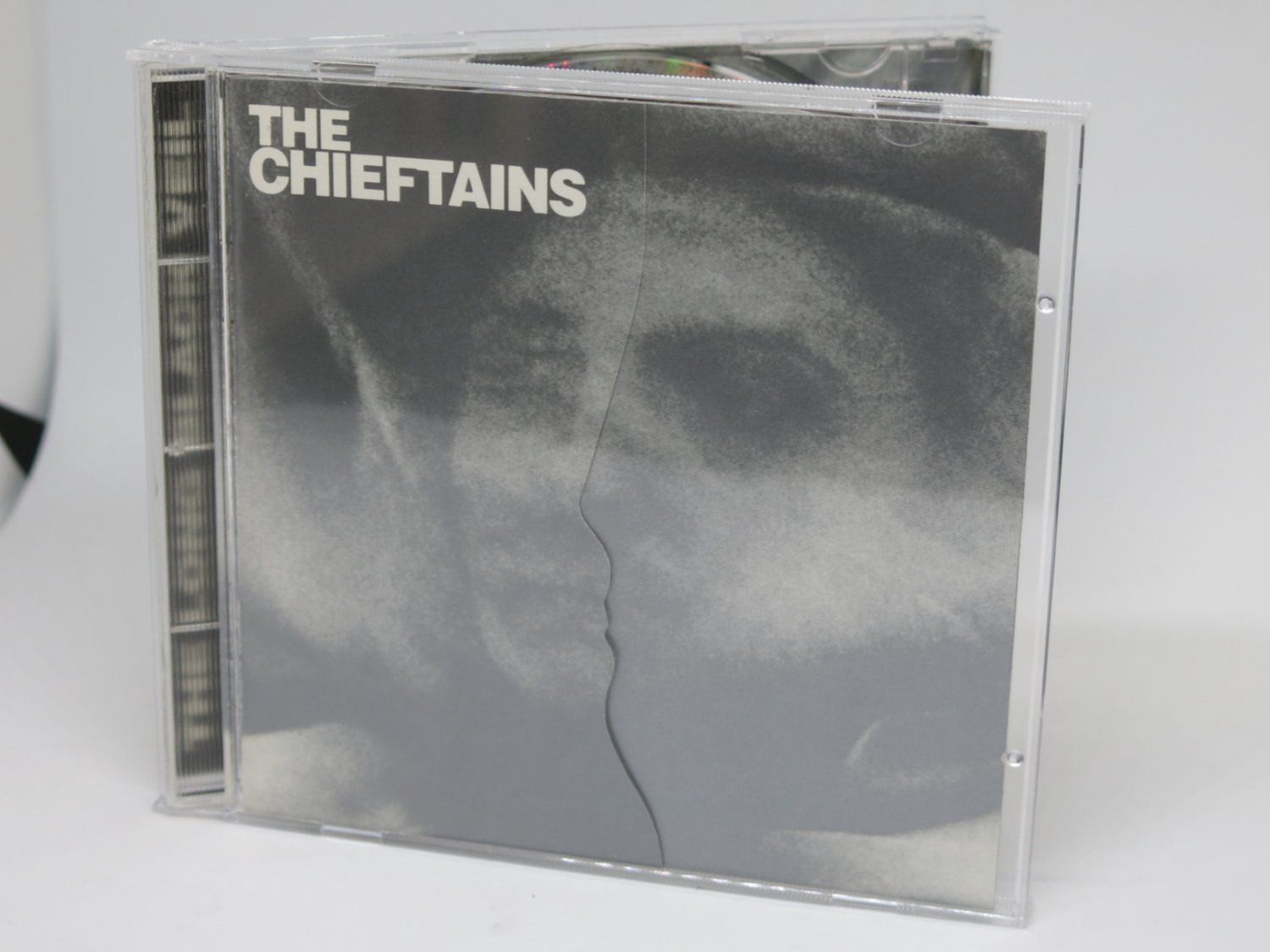 CDs: CD The Chieftains The Long Black Veil + Rolling Stones Sting – Gebraucht aus Ernetschwil von luisvonerni