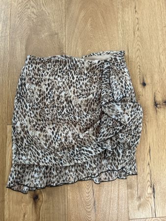 Zara Minirock mit Rüschen Muster braun Grösse XS neuwertig