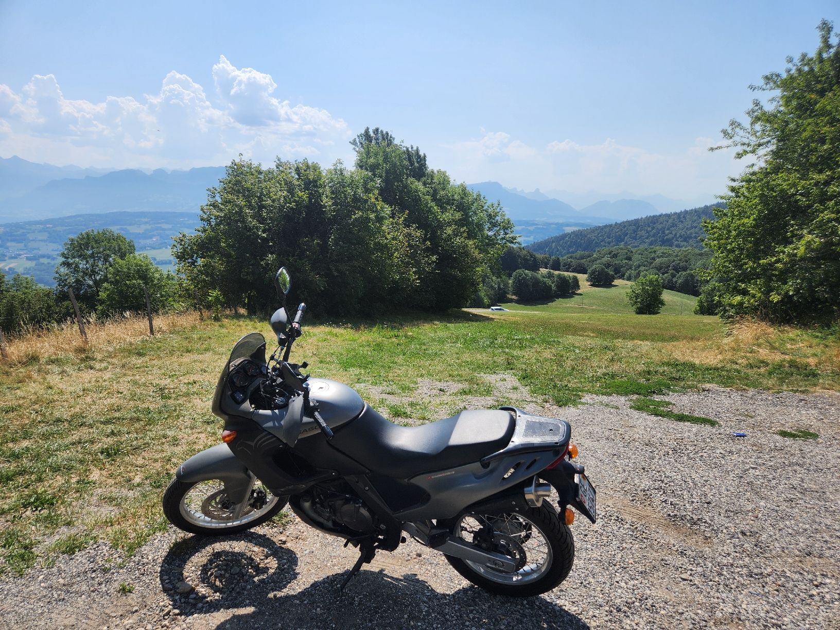 Aprilia Enduro: Aprilia Pegaso 650 2004 – Usato da Schüpfen venduto da joa_hsw5