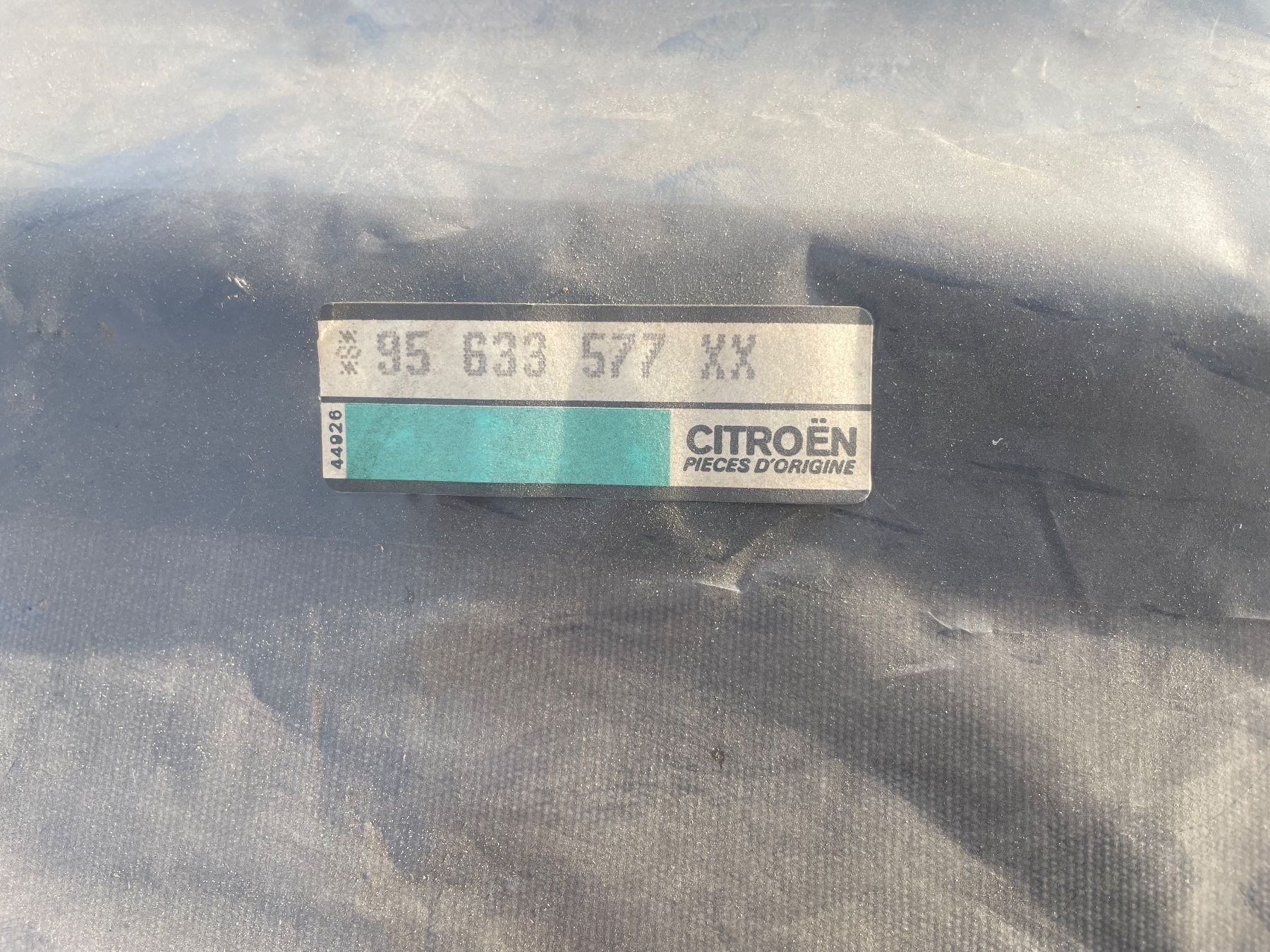 Citroën Toutes les pièces auto: Citroën AX : Hutablage NEU Original – Neuf avec emballage d'origine à Gletterens par XBHS7412 1