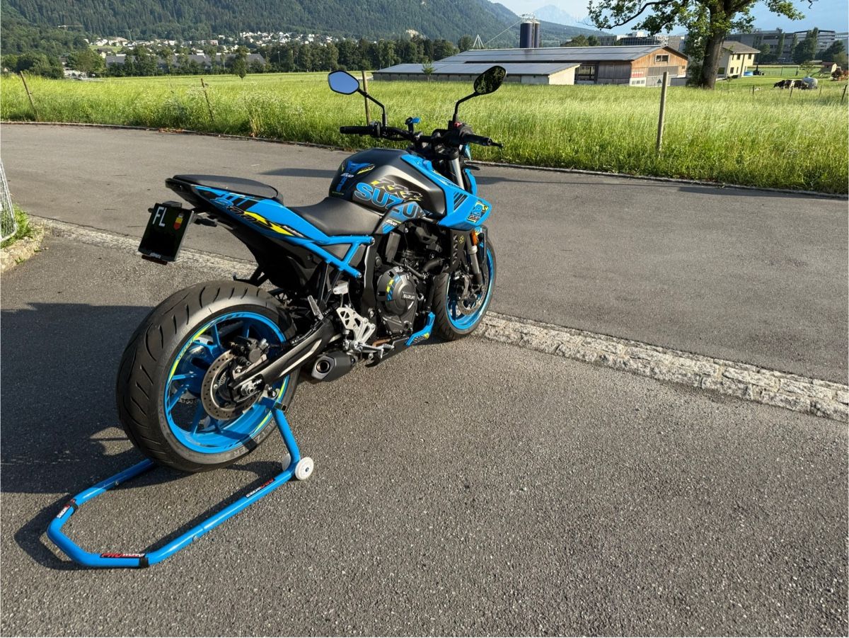Suzuki Route: SUZUKI GSX-8S EVO – D'occasion à Mauren par FL8 1