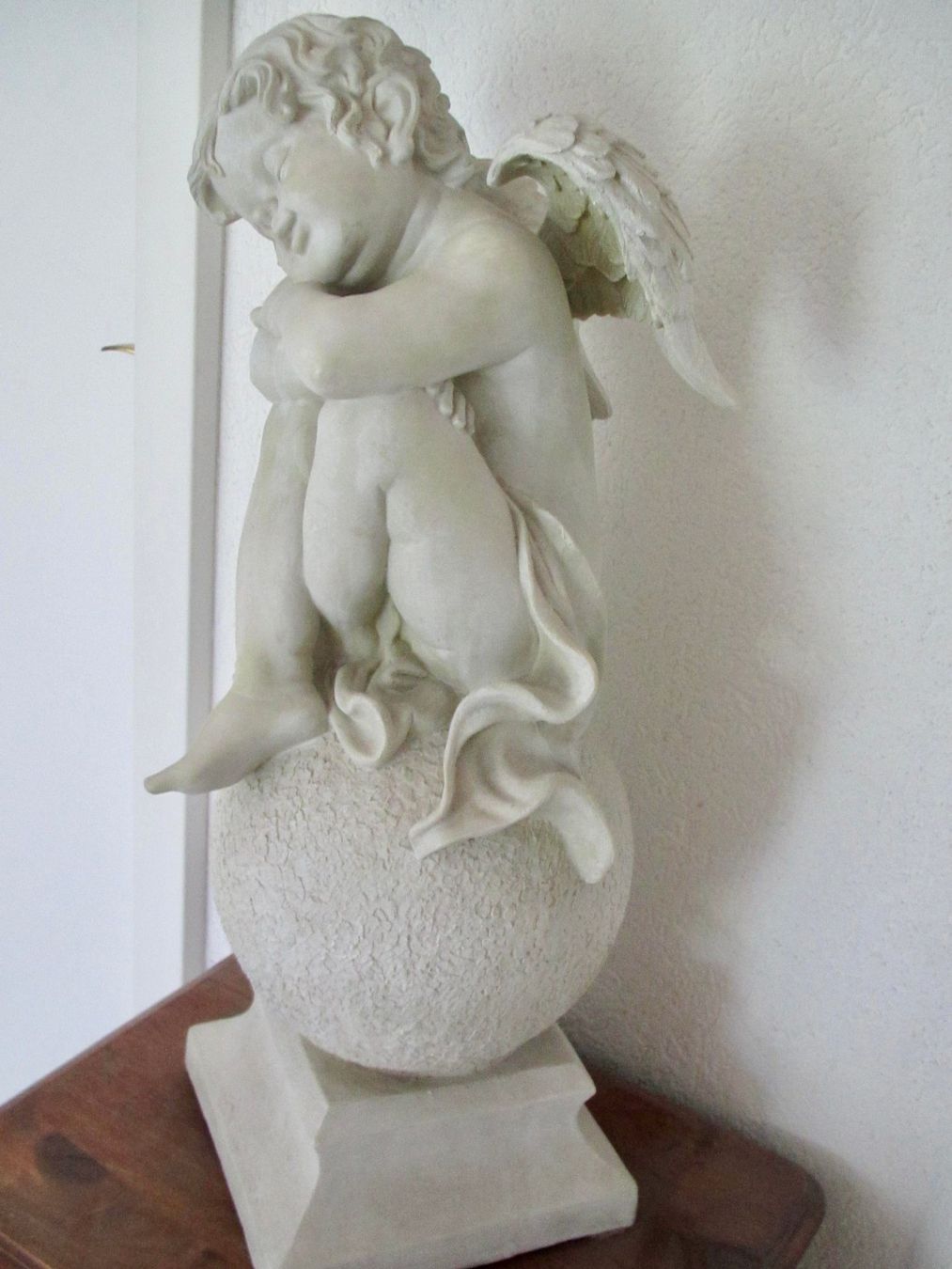 Skulpturen & Statuen: GRAND ANGE POLYRESINE – Gebraucht aus Murten von Selliot