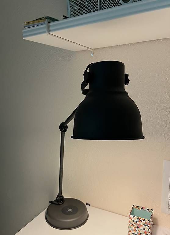 Lampen: Desk lamp  – Gebraucht aus Rüschlikon von CourtneyM
