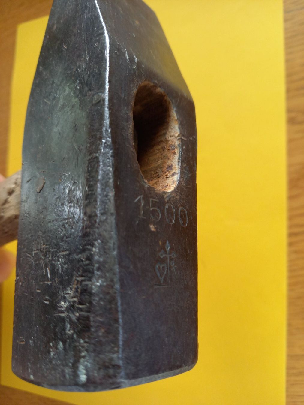 Alle Werkzeuge: Marteau ancien 1kg500 – Gebraucht aus Rossens FR von Souris1 1