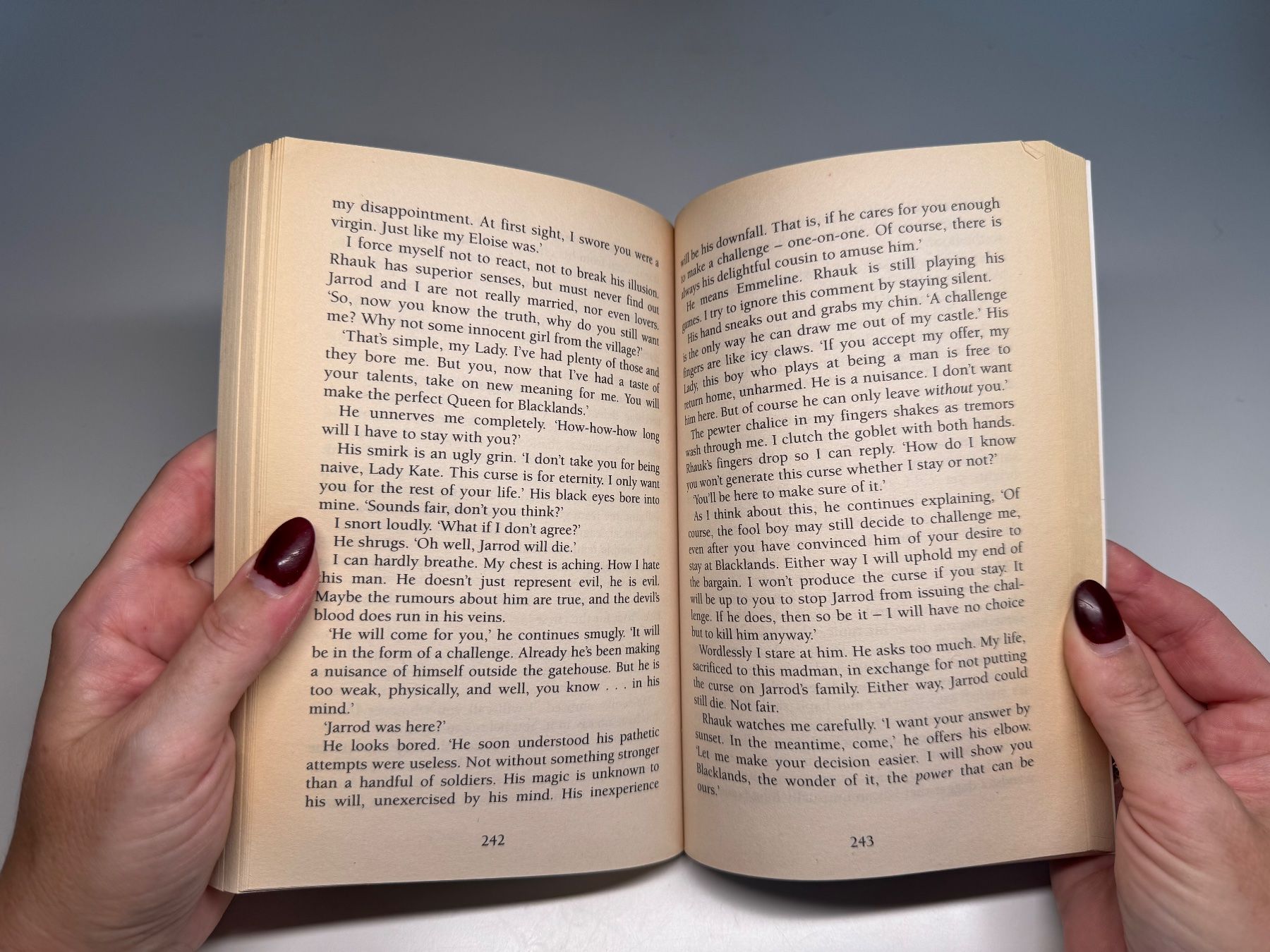 Libri: NOVEL: Marianne Curley, Old magic – Usato da Grosswangen venduto da English_books 7