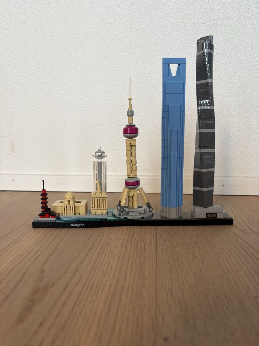 Lego Baukästen: Lego 21039 Shanghai – Gebraucht aus Wabern von libera82