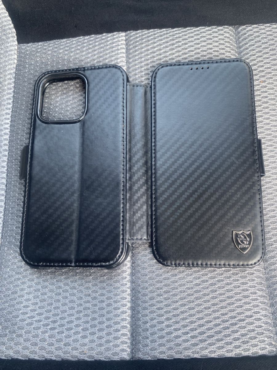 Cover & Protezioni schermo: iPhone 14 Pro Hülle, Top Zustand! – Nuovo (secondo la descrizione) da Hittnau venduto da ant_s5mh 1