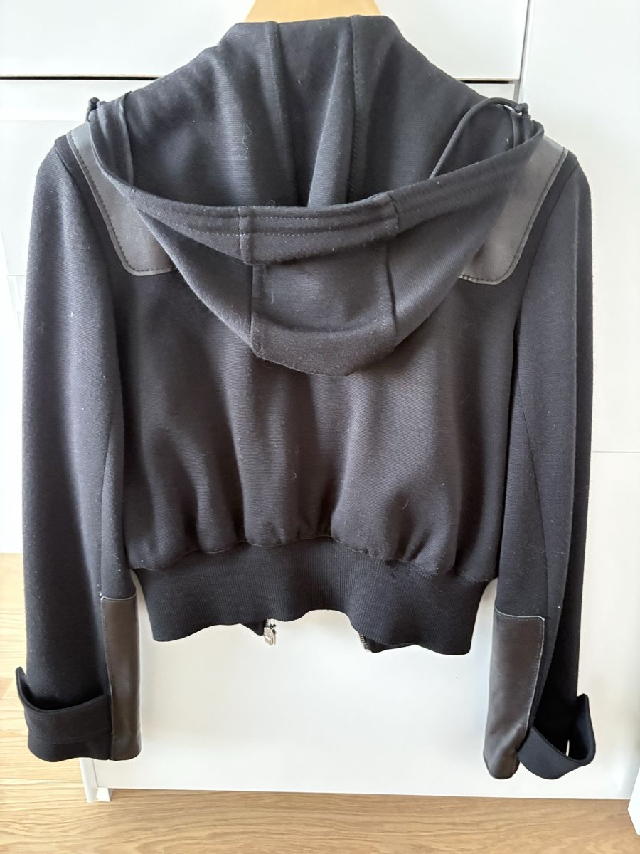 Miu Miu Vestes: Miu Miu black jacket  – D'occasion à St. Gallen par ott_f827 1