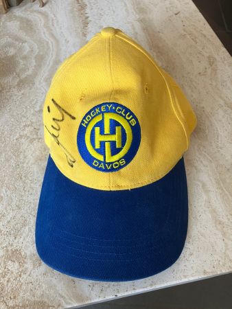Kappe Hockey Club Davos gelb blau (signiert von ????)