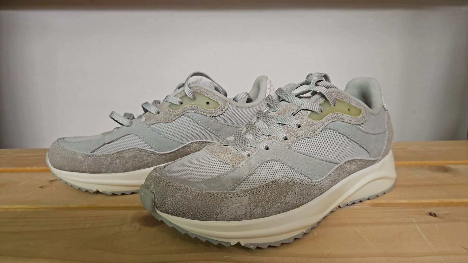 Chaussures femmes: Sneaker – Neuf (Voir description) à Brunnen par Wrango