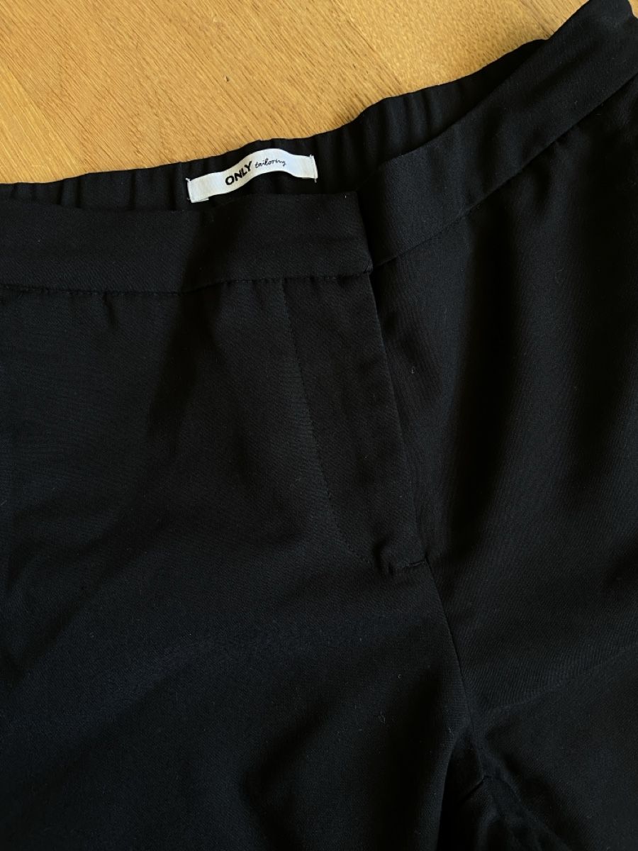 Only Pantalons: Only Anzughose – D'occasion à Luzern par 2ndchances 1