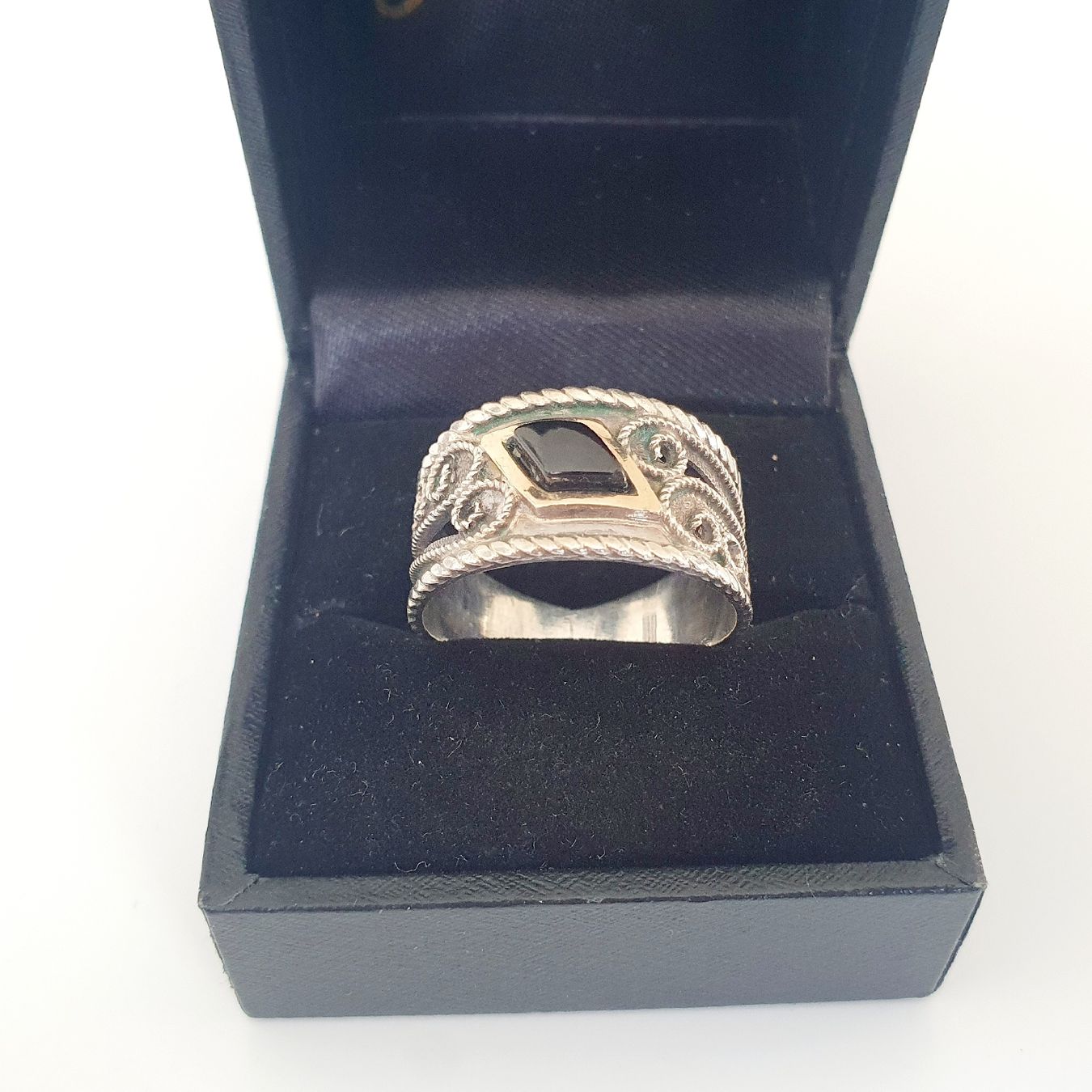 Anelli: Schöner Silberring mit schwarzem Stein, Grösse 19.6 mm – Usato da Kreuzlingen venduto da Wunderkiste123 4