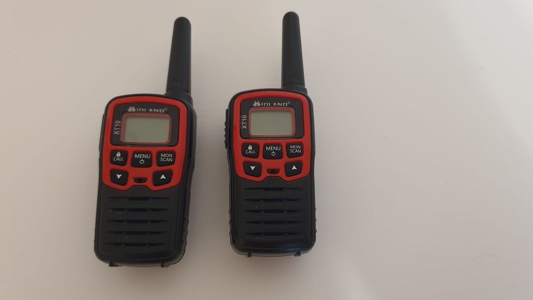 Midland Radiocomunicazione: Talkies-walkies Midland XT10 – Usato da La Tour-de-Peilz venduto da cod_9hq5