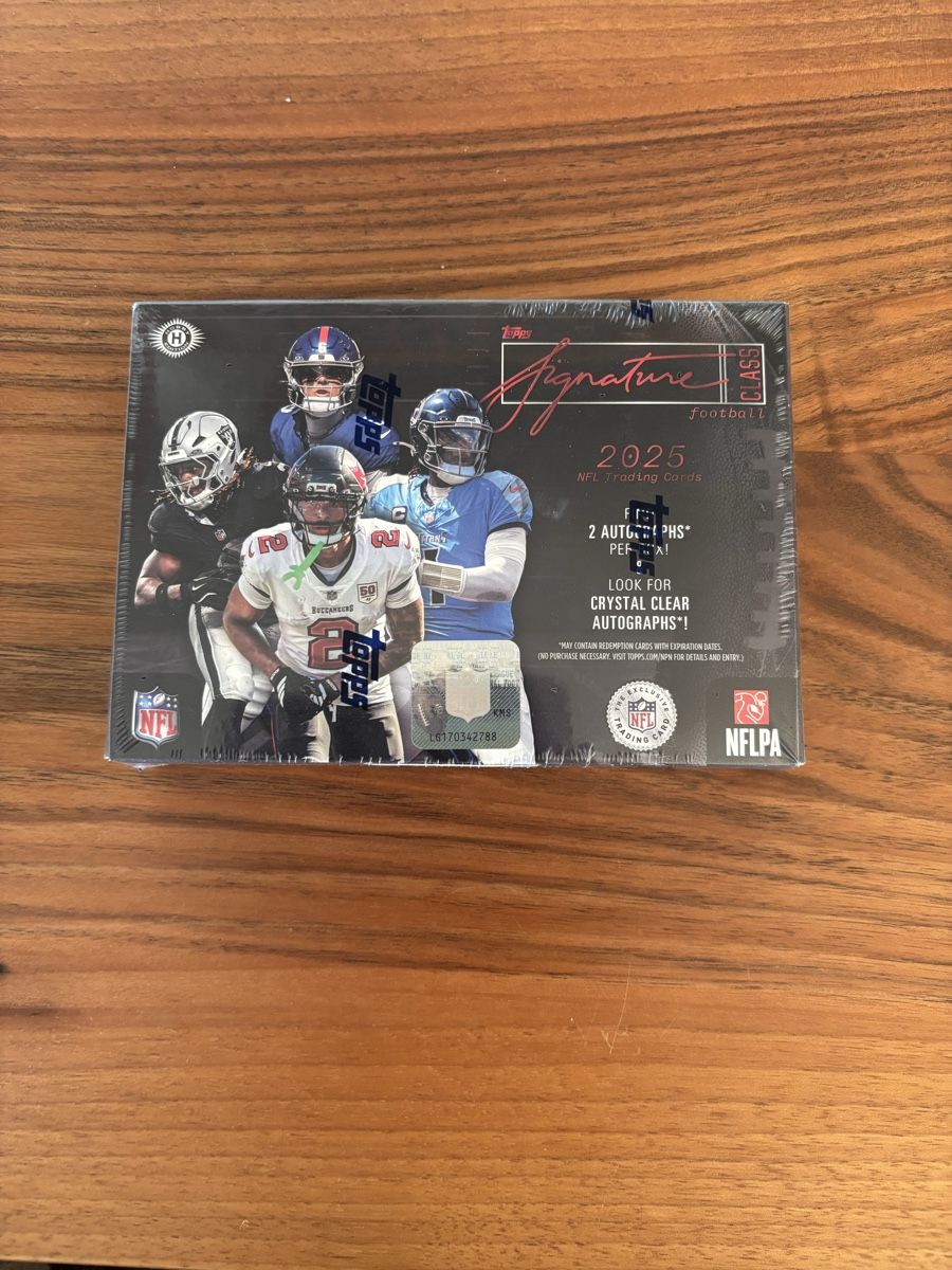 Topps Carte collezionabili: Topps NFL 2025 Signature Class Hobby Box – Nuovo e nell'imballaggio originale da Bern venduto da Enkey