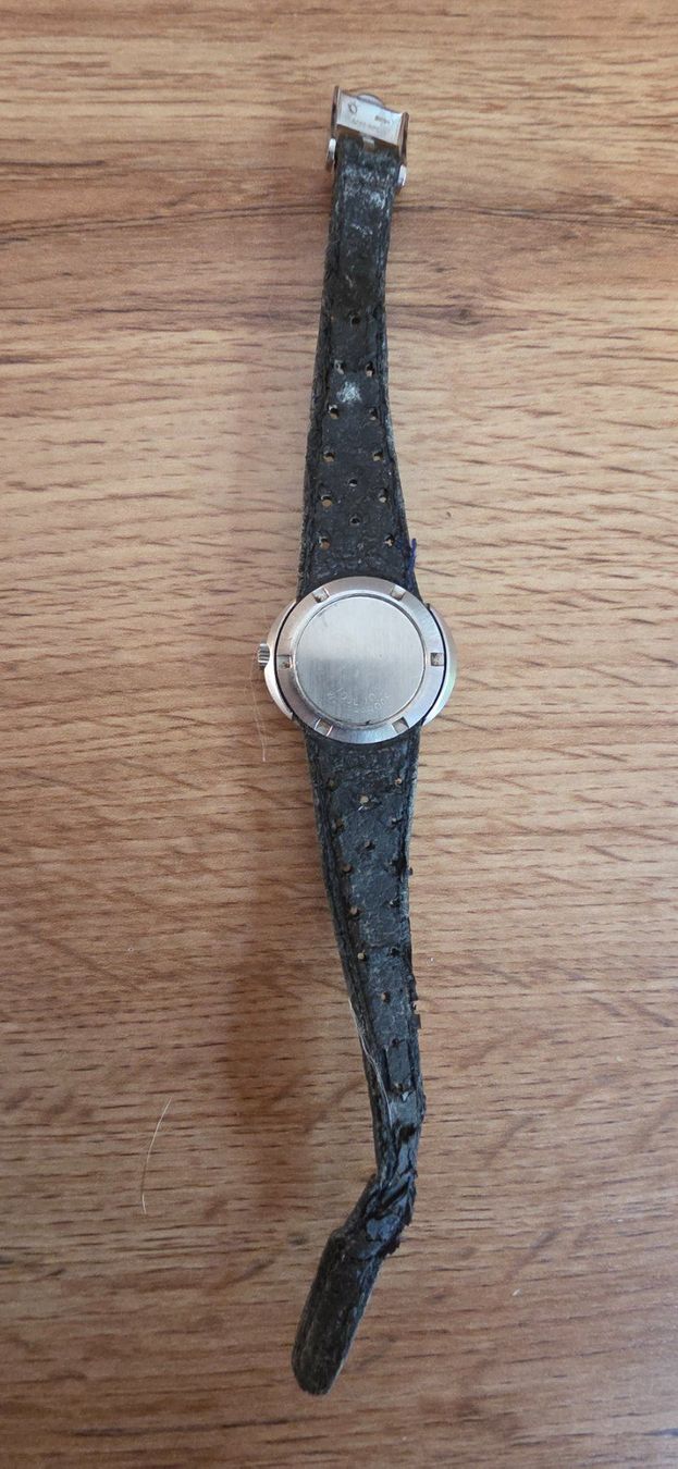 Omega Uhren: Montre  " Omega " – Gebraucht aus Moléson-s-Gruyères von inf_8z6n 3