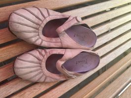 Damen Schuhe THINK Grösse 39 Leder beige