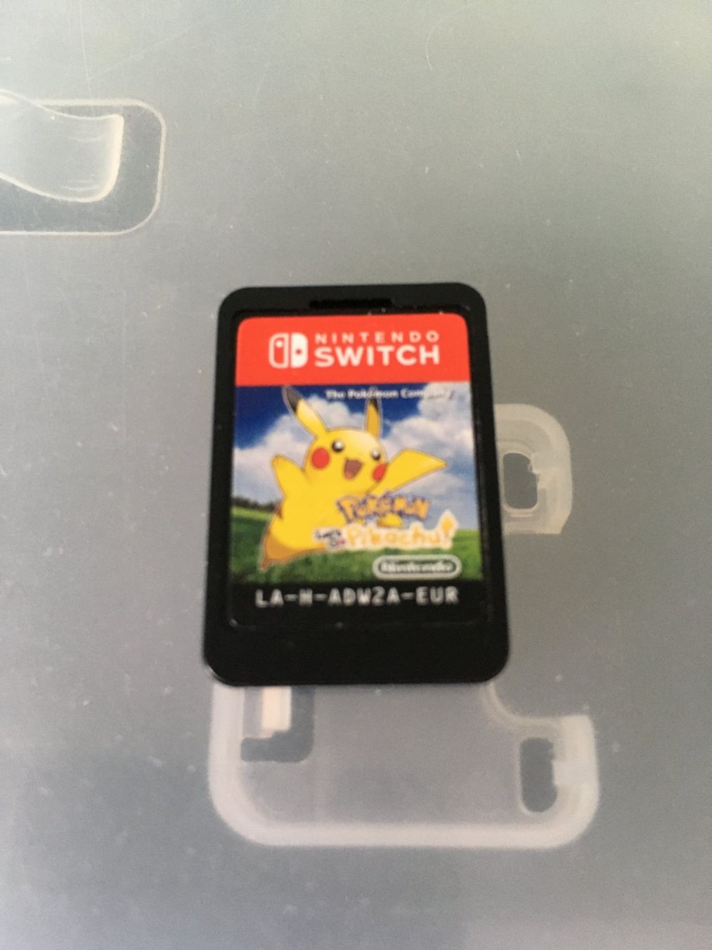 Nintendo Giochi: Let's Go Pikachu für Nintendo Switch – Usato da St.Gallen venduto da sjosjo 1