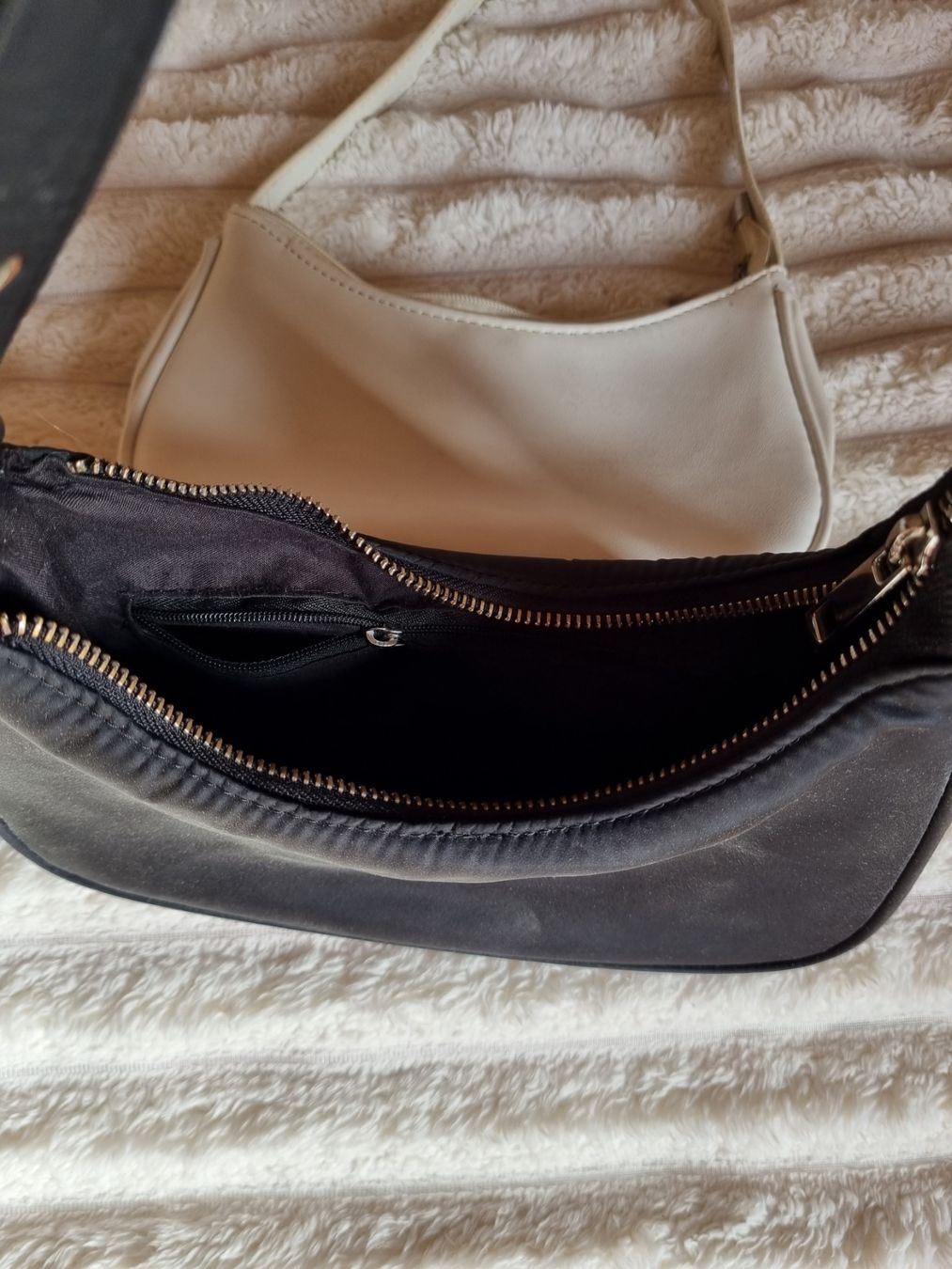 Borse da donna: Lot de 2 sacs – Usato da Riddes venduto da pierre-a-facettes 1
