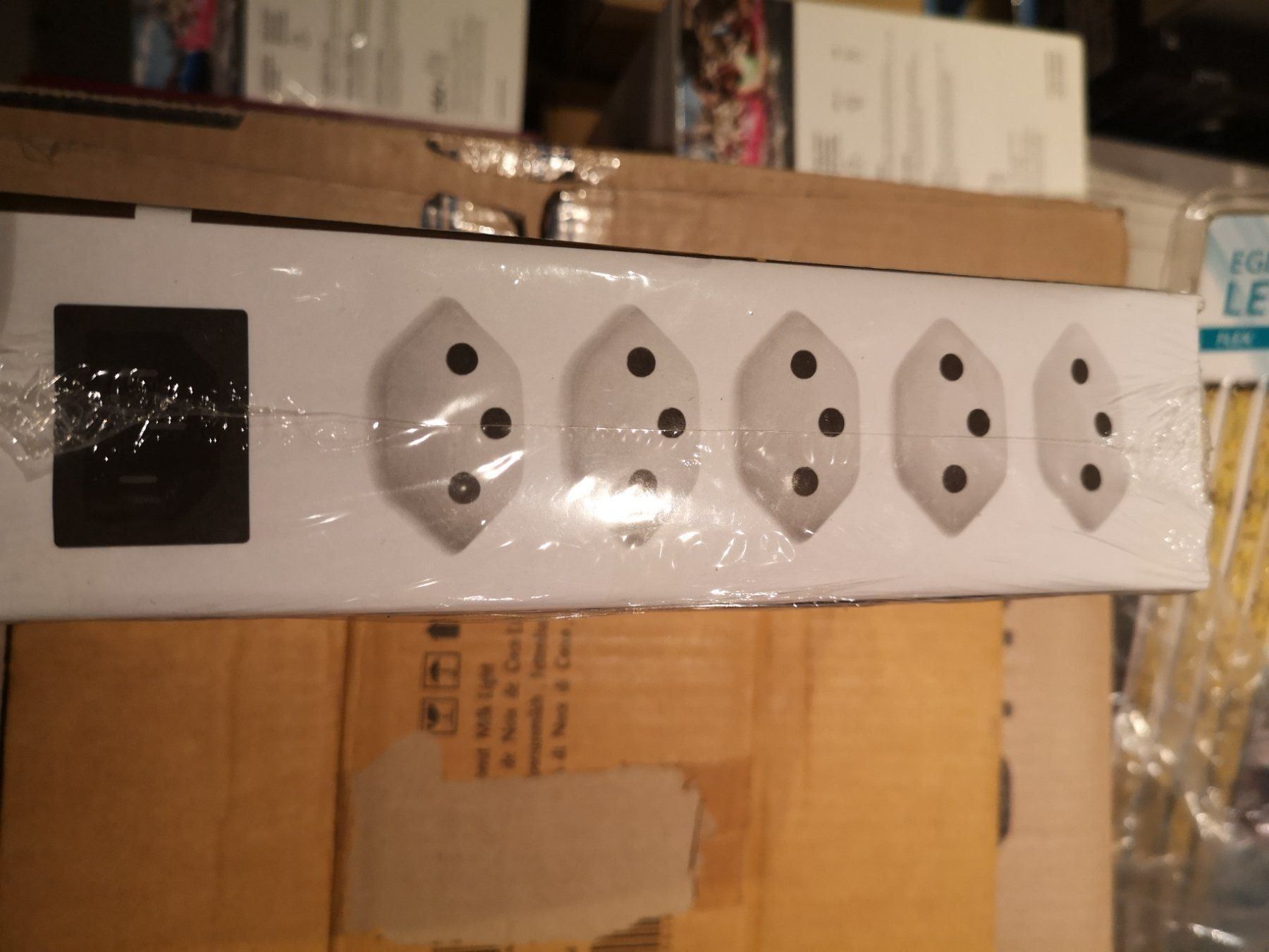 Stecker: Steffen Steckdosenleiste Steba E-Book Steckdose in Buchform – Neu und originalverpackt aus Kloten von Euroasia 6