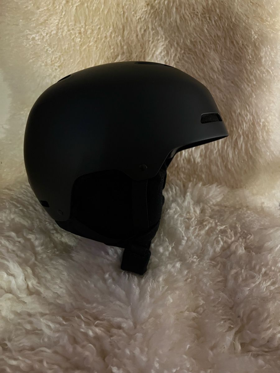Giro Casques: Casque de ski Giro Ledge MIPS FS – D'occasion à Morgins par nic_d5pk 1