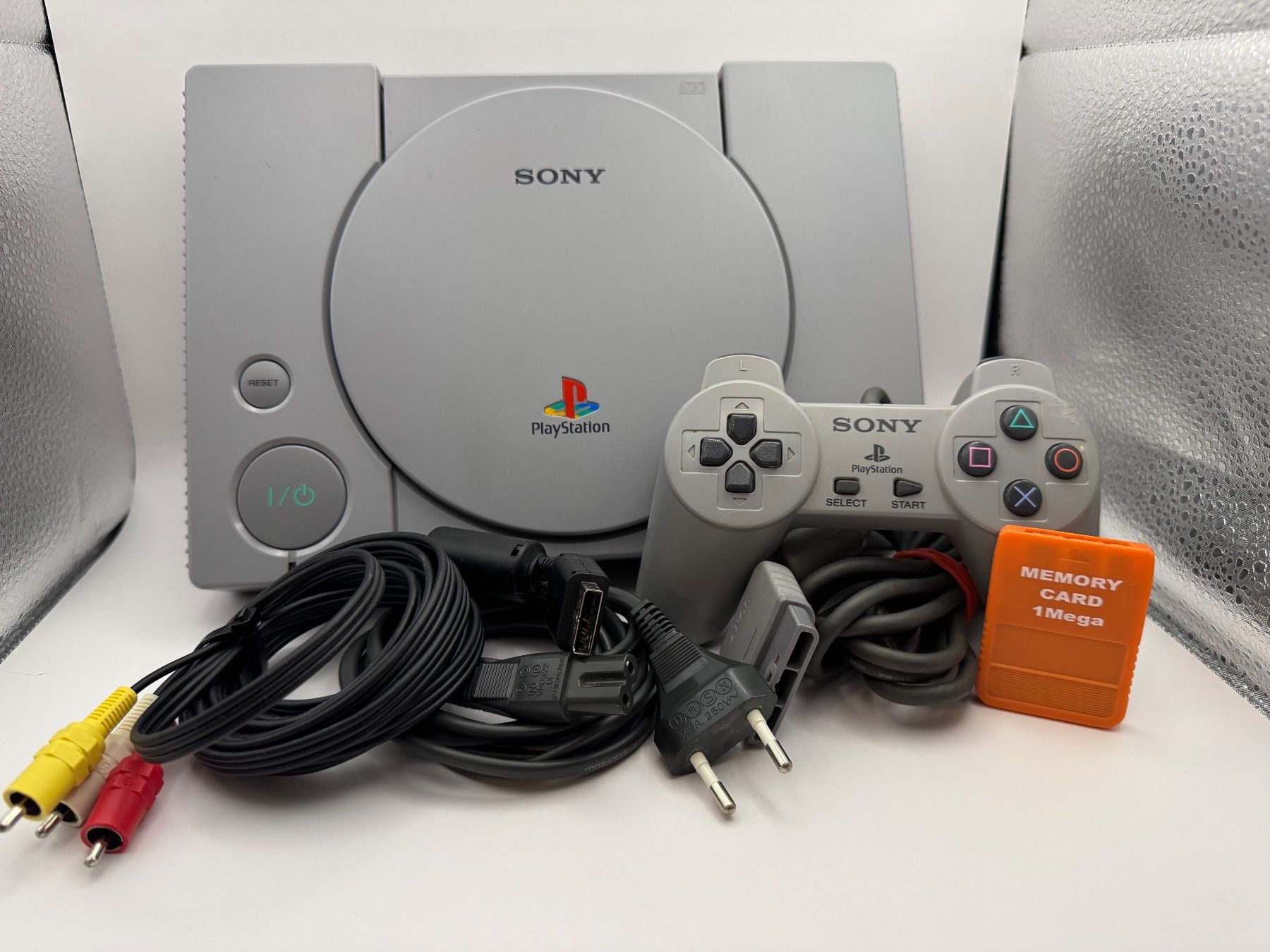 Sony Konsolen: Playstation 1 – Gebraucht aus Bettlach von awi_7jcb