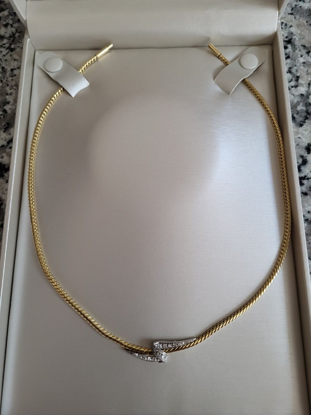 Colliers: Collier Gelbgold 750 – D'occasion à Fehraltorf par Howe