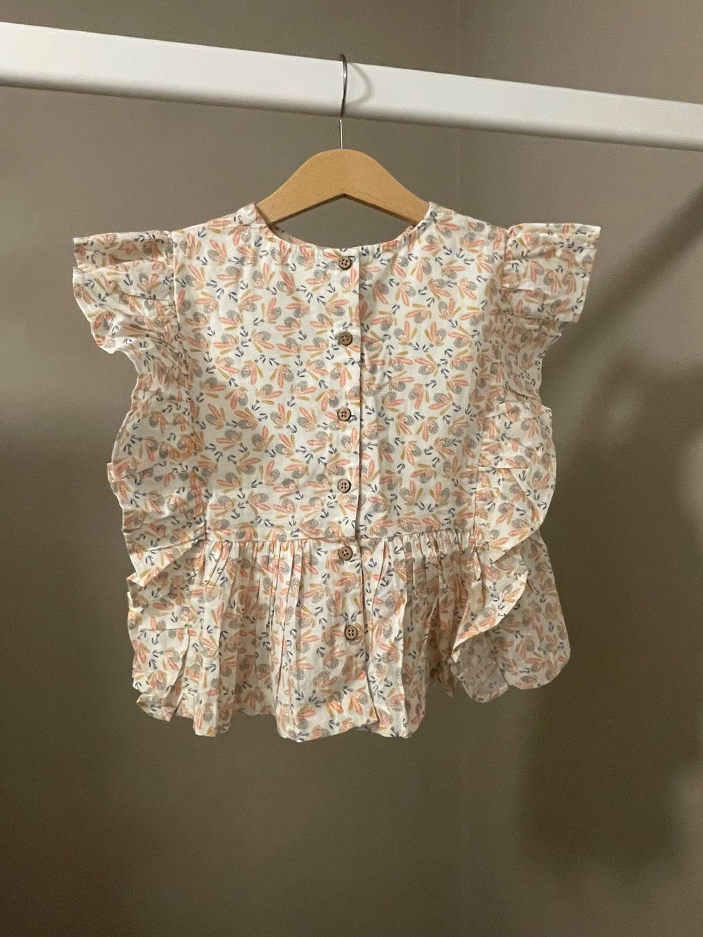 Blusen, T-Shirts & Tops: Louise Misha Bluse Gr. 3 Jahre – Gebraucht aus Grellingen von dinge 1