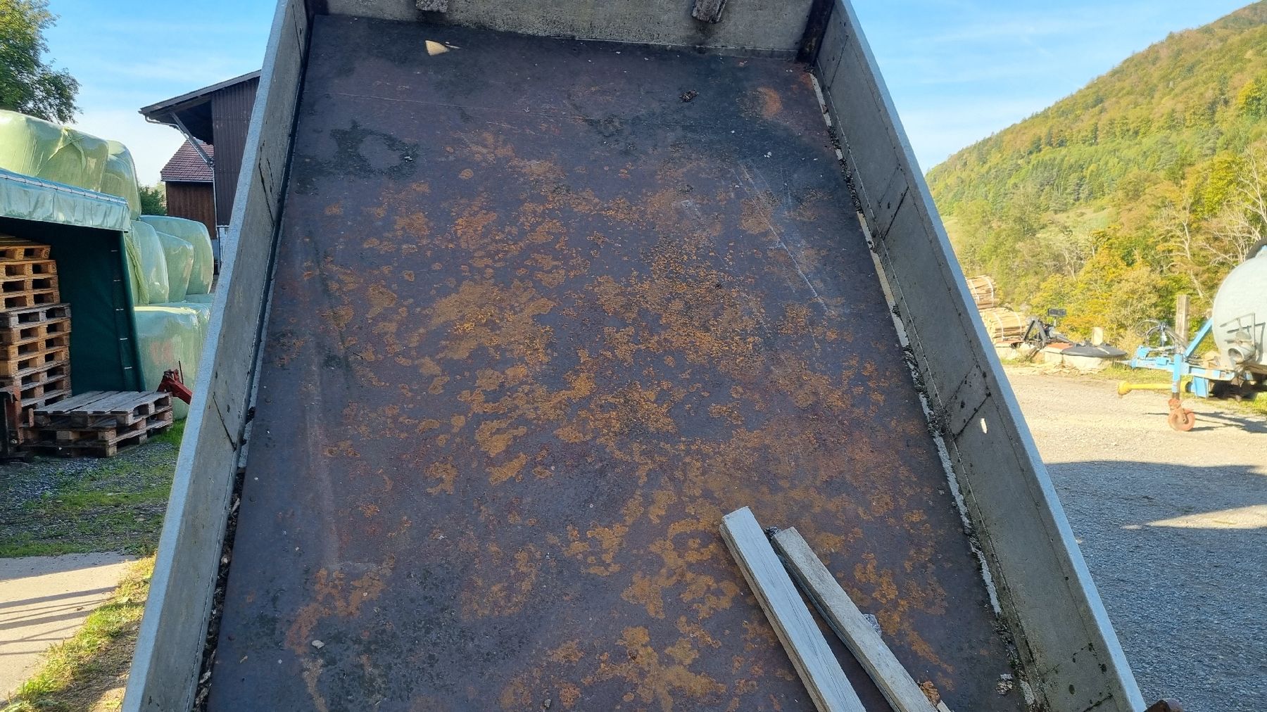 Kipper: Kipper  – Gebraucht aus Holderbank SO von POULETS 8